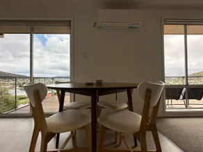 Skyline Serenity House - Close to city and airport - Image 5