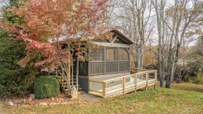 Cozy Tiny Home with HotTub and River View - Image 5