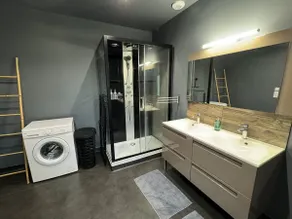 Family home 4 bedrooms up to 13 people - Image 3