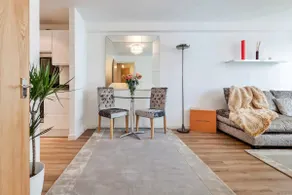 | Spacious n' Modern One Bed Riverside Apartment | - Image 4