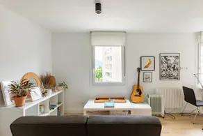 10m old town. Own terrace! - Image 2