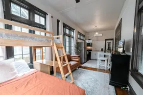 Sweet Deeana - The Historic Downtown Mobile Suite - Image 3
