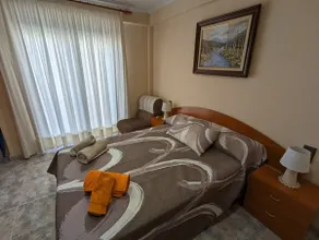 Apartment in the Heart with a Large Balcony - Image 5