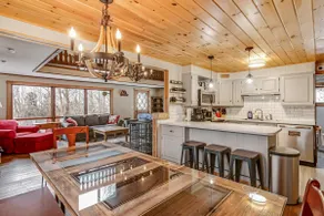 The Chalet Getaway,3 Baths, 5 Bedrooms,12 Beds - Image 5