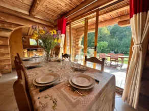 C Les rondins nature gîte 8 personnes avec jardin - Image 3