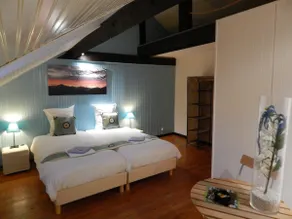 Entire house, 100% self-contained, 6 bedrooms - Image 5