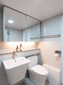 Modern & Spacious 3BR | SeongSu 5 min - Image 3