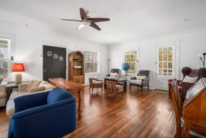 7BR w/ Ocean Views + Onsite Parking + Central A/C - Image 2
