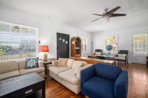7BR w/ Ocean Views + Onsite Parking + Central A/C - Image 4