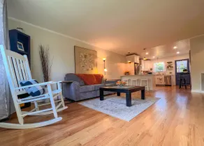 Cozy Home with No Cleaning Fee in heart of Lebanon - Image 3
