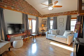 ”Historic Loft Retreat in Downtown Bloomington” - Image 2