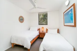 Rainbow Retreat by the Beach (now with aircon!) - Image 4