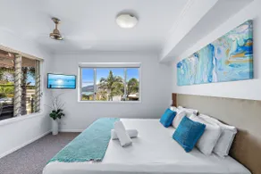 Stunning Two  Bedroom Apartment With Ocean Views - Image 4