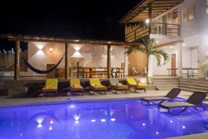 Casa Blanca - Villa in Canoas de Punta Sal - Image 3