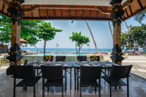 4 Bedrooms Beachfront Bali Taoka Beach Villa - Image 3