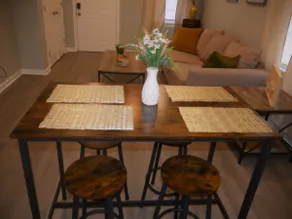 Lovely Area, Spacious Haven w/ Uber & Lyft access - Image 5