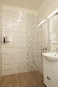 Petőfi Family Apartman - Image 5