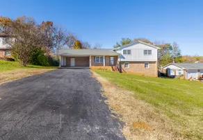 Cozy Home off I-85, 35 minutes from NC and SC border - Image 2