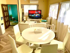 Entire house rental. A guest house where you can relax with the sound of the waves and the sunset. No worries about neighbors. - Image 2