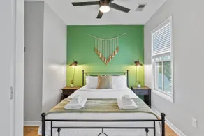 Walkable Central Brady Street Retreat - Image 4