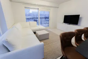 SuperLuxe Penthouse Sauna+Balcony • Gym • Parking - Image 5