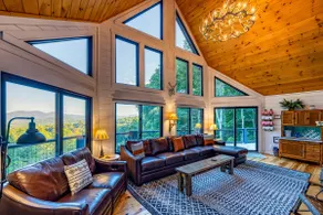 Pointer's Peak | Views, Hot Tub, Games, Dogs OK - Image 3