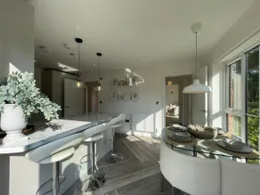 Beautiful 5* riverview home, private +free parking - Image 2