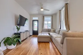 Luxury Stay in Elizabethtown - Image 3
