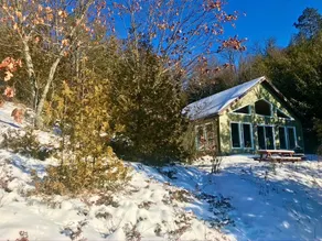 Water Front Cottage - Image 2