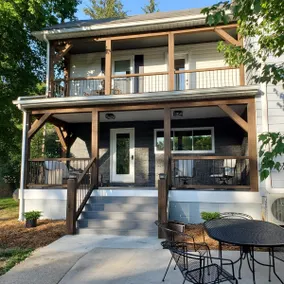 Claire House on the Creek - Image 4