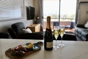 Riverview Apartment - Image 3