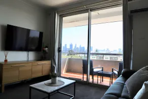 Riverview Apartment - Image 5