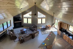 Bear Paw Lodge-Entire Modern Home - Image 5