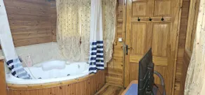 Dvir Retreat – Stunning Two-Person Cabin with Hot Tub - Image 5