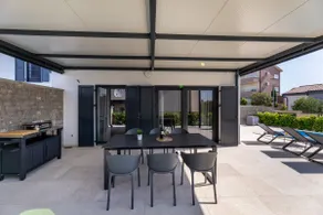 Villa Aria with heated pool & Seaview - Image 5