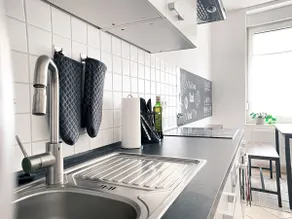 Cozy apartment within walking distance of the lake - Image 3