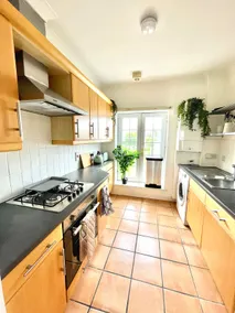 High End 2 Bed Maisonette in Beaulieu Park - Image 5