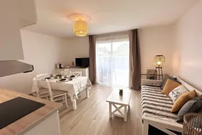 10 min from Deauville /swimming pool/parking /garden/HD wifi - Image 3