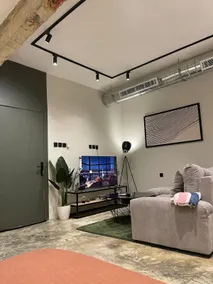 Studio with a distinctive and unique design - Image 3