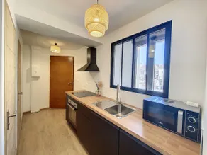 Welcome to Breteuil's cozy industrial duplex - Image 5