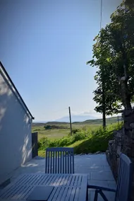 Hillside House - Image 4