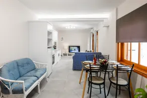 Aroma Accommodations - Image 5