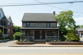 Breakfast included!+Log Cabin+Historic+Walkable - Image 5