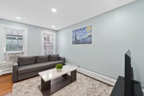 Charming 3-BR Home 5 Miles to NYC-30 min World Cup - Image 2