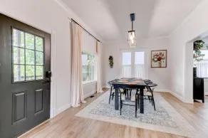 Willamette Valley Victorian | near Tasting Rooms - Image 5