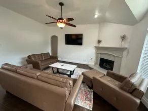 Lonestar Retreat - Image 3