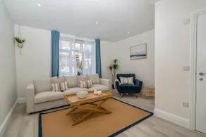 New Home near Sandbanks + Hot Tub + 3 bathrooms - Image 2