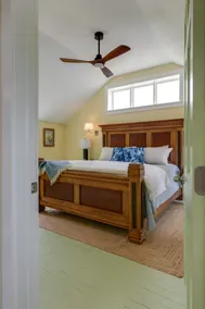 2 King Beds, Wineries + Watkins Glen at VineHaus - Image 4