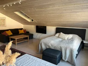 Cozy cottage near the university - Image 4