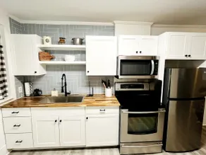 Little WeCo Cottage - Image 2